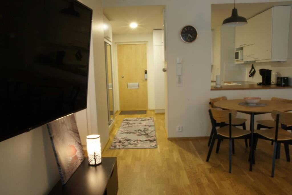 Apartmán Keskustan Kaksio 45 M2 Autopaikalla, Rautatienkatu 19, 9 Krs Oulu Exteriér fotografie