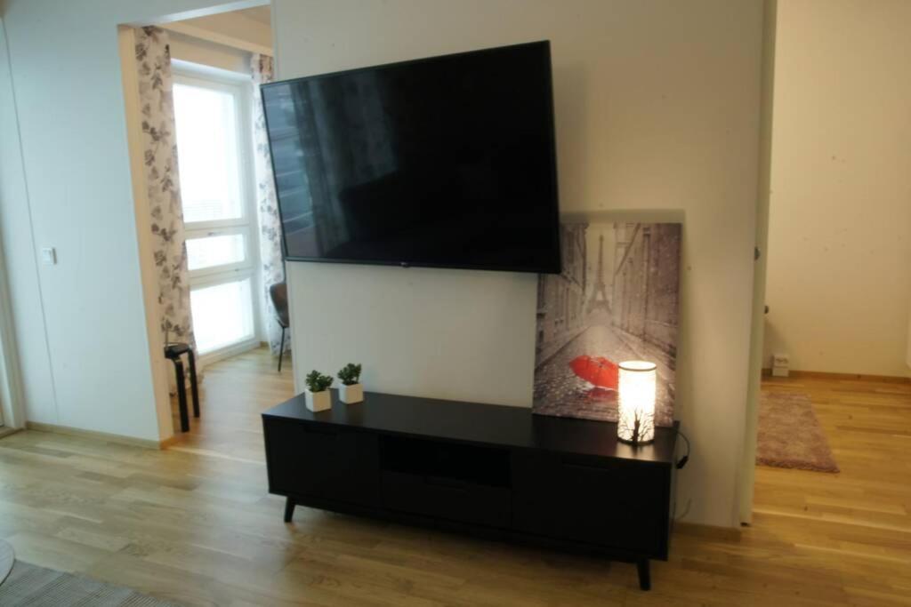 Apartmán Keskustan Kaksio 45 M2 Autopaikalla, Rautatienkatu 19, 9 Krs Oulu Exteriér fotografie