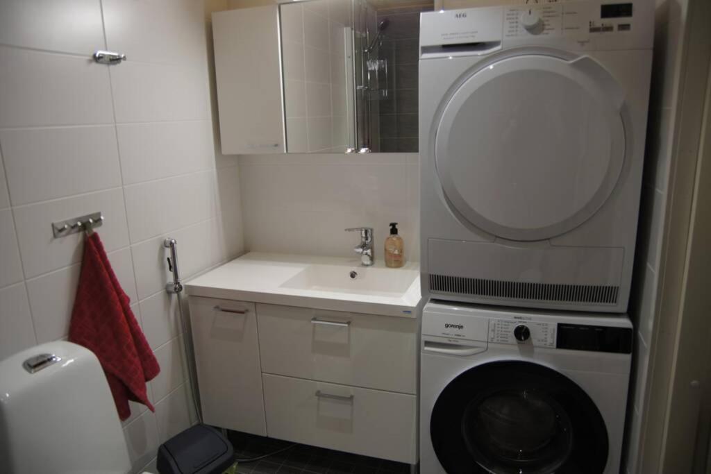 Apartmán Keskustan Kaksio 45 M2 Autopaikalla, Rautatienkatu 19, 9 Krs Oulu Exteriér fotografie