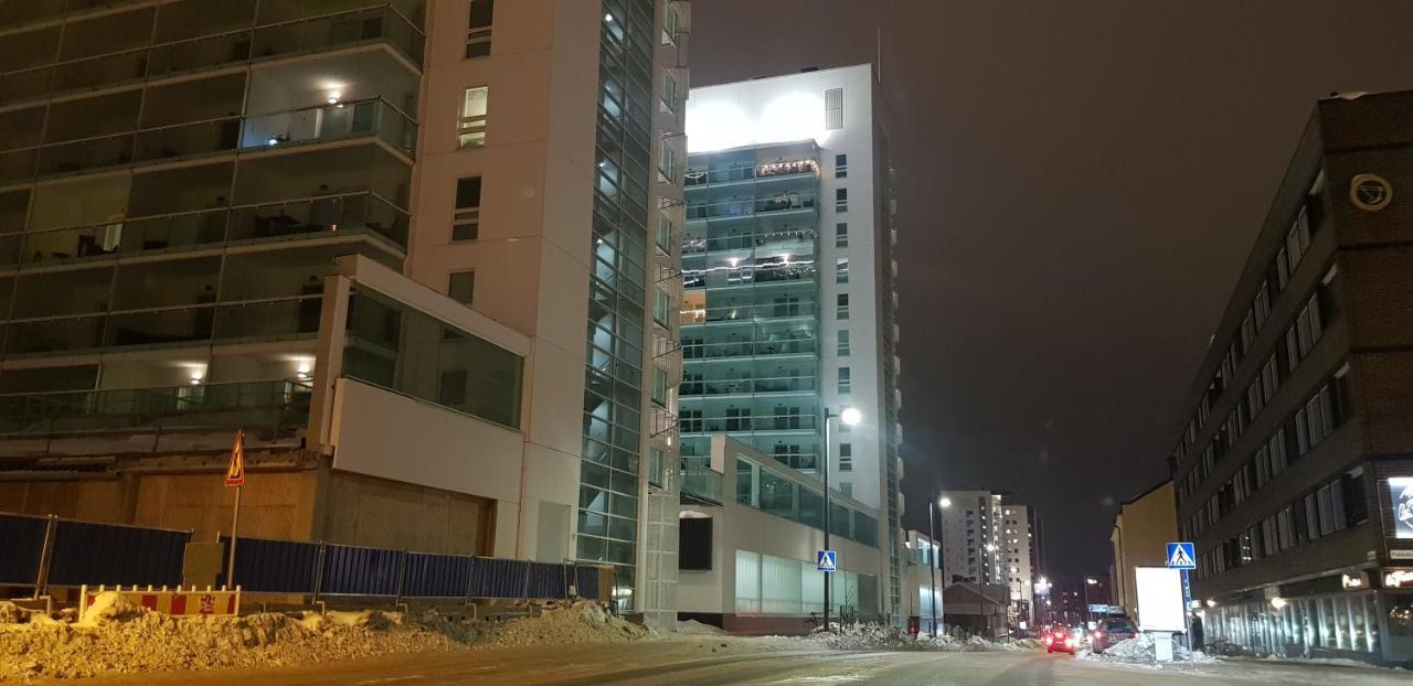 Apartmán Keskustan Kaksio 45 M2 Autopaikalla, Rautatienkatu 19, 9 Krs Oulu Exteriér fotografie